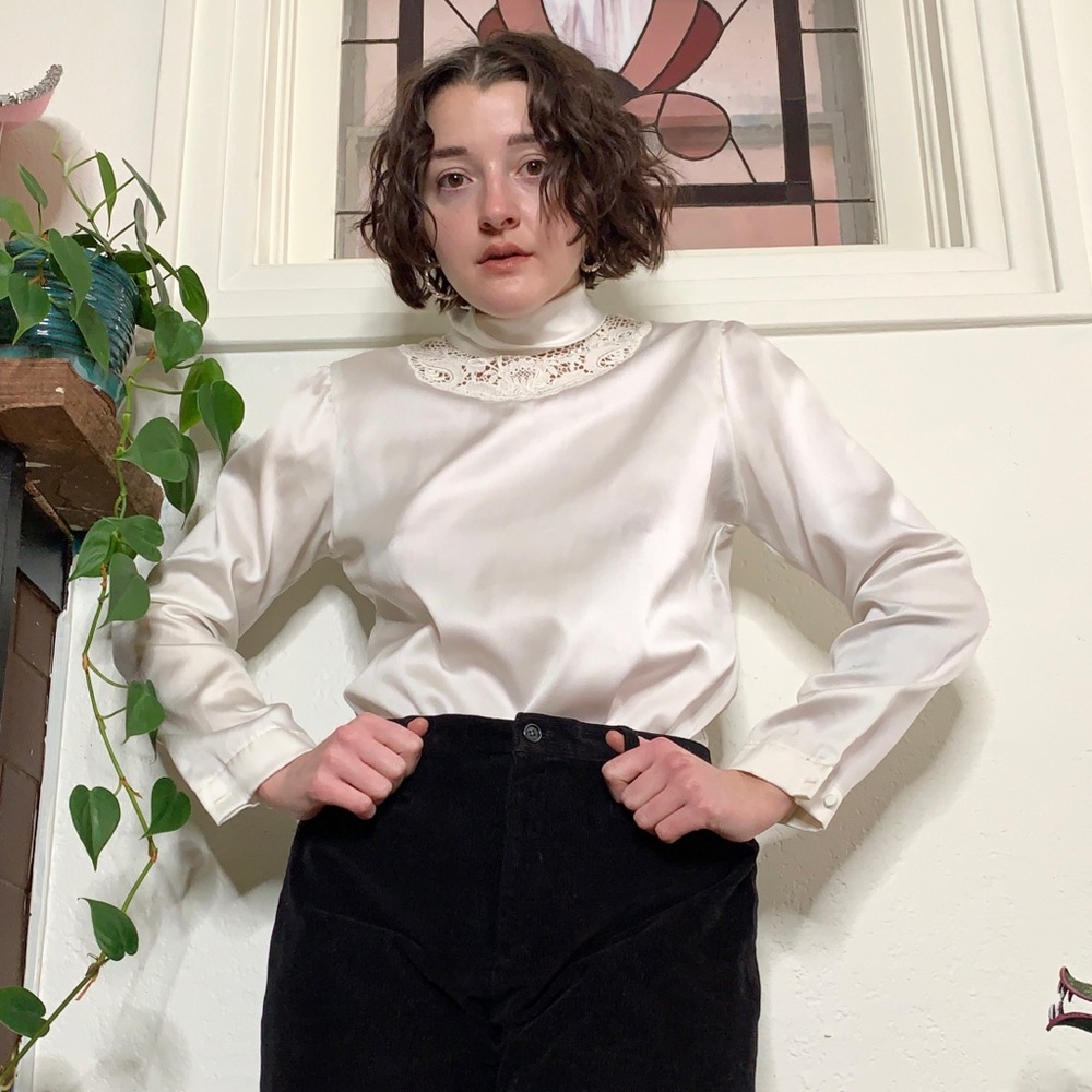 Vintage 1980s Victorian Lace Blouse